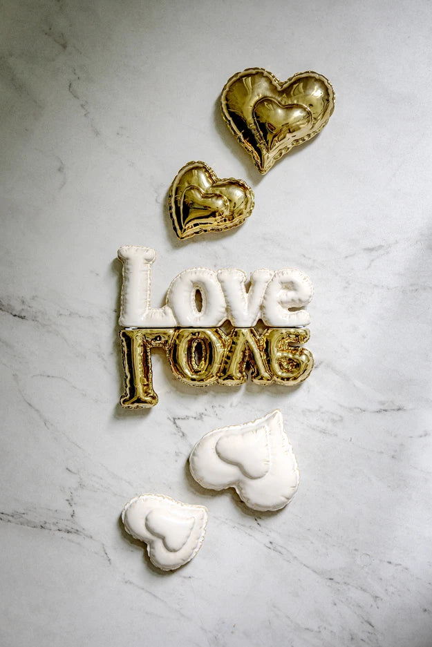 LOVE in Gold